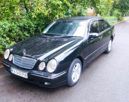 Чорний Мерседес 320, об'ємом двигуна 3.2 л та пробігом 337 тис. км за 4650 $, фото 5 на Automoto.ua