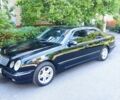 Черный Мерседес 320, объемом двигателя 3.2 л и пробегом 384 тыс. км за 4666 $, фото 13 на Automoto.ua