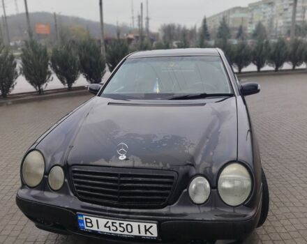 Черный Мерседес 320, объемом двигателя 3.2 л и пробегом 400 тыс. км за 5800 $, фото 1 на Automoto.ua