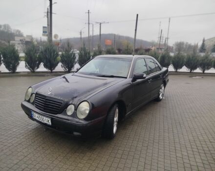 Черный Мерседес 320, объемом двигателя 3.2 л и пробегом 400 тыс. км за 5800 $, фото 2 на Automoto.ua