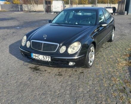 Черный Мерседес 320, объемом двигателя 3.2 л и пробегом 380 тыс. км за 2000 $, фото 5 на Automoto.ua