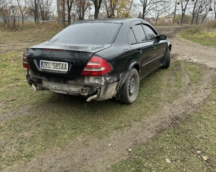 Черный Мерседес 320, объемом двигателя 3.2 л и пробегом 231 тыс. км за 2200 $, фото 2 на Automoto.ua