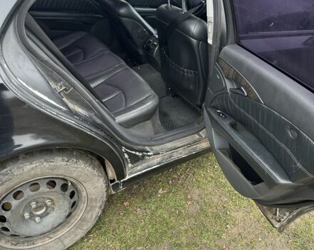 Черный Мерседес 320, объемом двигателя 3.2 л и пробегом 231 тыс. км за 2200 $, фото 8 на Automoto.ua