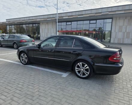 Черный Мерседес 320, объемом двигателя 3 л и пробегом 326 тыс. км за 4500 $, фото 2 на Automoto.ua