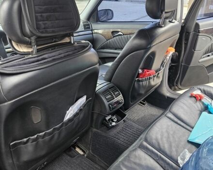 Черный Мерседес 320, объемом двигателя 3.2 л и пробегом 320 тыс. км за 6300 $, фото 4 на Automoto.ua