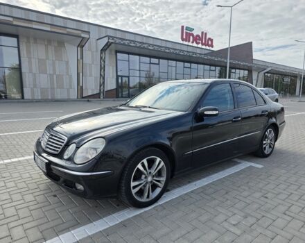 Черный Мерседес 320, объемом двигателя 3 л и пробегом 326 тыс. км за 4500 $, фото 3 на Automoto.ua