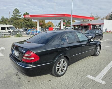 Черный Мерседес 320, объемом двигателя 3 л и пробегом 326 тыс. км за 4500 $, фото 4 на Automoto.ua