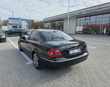 Черный Мерседес 320, объемом двигателя 3 л и пробегом 326 тыс. км за 4500 $, фото 1 на Automoto.ua