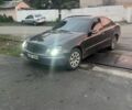 Чорний Мерседес 320, об'ємом двигуна 3.2 л та пробігом 300 тис. км за 3269 $, фото 1 на Automoto.ua