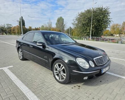 Черный Мерседес 320, объемом двигателя 3 л и пробегом 326 тыс. км за 4500 $, фото 7 на Automoto.ua