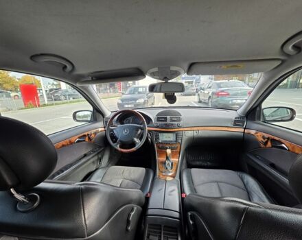 Черный Мерседес 320, объемом двигателя 3 л и пробегом 326 тыс. км за 4500 $, фото 9 на Automoto.ua