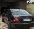Чорний Мерседес 320, об'ємом двигуна 3.2 л та пробігом 280 тис. км за 9215 $, фото 3 на Automoto.ua