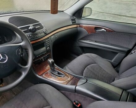 Черный Мерседес 320, объемом двигателя 0 л и пробегом 300 тыс. км за 1800 $, фото 5 на Automoto.ua