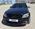 Черный Мерседес 320, объемом двигателя 3 л и пробегом 395 тыс. км за 9999 $, фото 1 на Automoto.ua