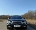 Черный Мерседес 320, объемом двигателя 3 л и пробегом 321 тыс. км за 8500 $, фото 1 на Automoto.ua