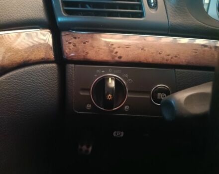 Черный Мерседес 320, объемом двигателя 3.2 л и пробегом 315 тыс. км за 7300 $, фото 22 на Automoto.ua