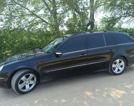 Черный Мерседес 320, объемом двигателя 3.2 л и пробегом 315 тыс. км за 7300 $, фото 1 на Automoto.ua