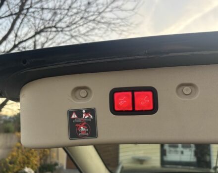 Чорний Мерседес 320, об'ємом двигуна 3.2 л та пробігом 463 тис. км за 3350 $, фото 7 на Automoto.ua