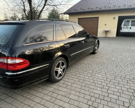 Чорний Мерседес 320, об'ємом двигуна 3.2 л та пробігом 463 тис. км за 3350 $, фото 4 на Automoto.ua