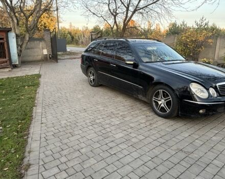 Чорний Мерседес 320, об'ємом двигуна 3.2 л та пробігом 463 тис. км за 3350 $, фото 1 на Automoto.ua