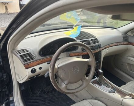 Чорний Мерседес 320, об'ємом двигуна 3.2 л та пробігом 463 тис. км за 3350 $, фото 13 на Automoto.ua