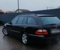 Черный Мерседес 320, объемом двигателя 3.2 л и пробегом 380 тыс. км за 4000 $, фото 1 на Automoto.ua
