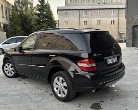 Черный Мерседес 320, объемом двигателя 3 л и пробегом 350 тыс. км за 10000 $, фото 5 на Automoto.ua