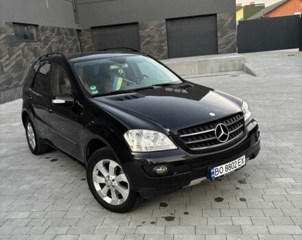 Черный Мерседес 320, объемом двигателя 3 л и пробегом 350 тыс. км за 10000 $, фото 6 на Automoto.ua