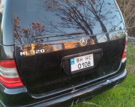 Чорний Мерседес 320, об'ємом двигуна 3.2 л та пробігом 320 тис. км за 3100 $, фото 4 на Automoto.ua