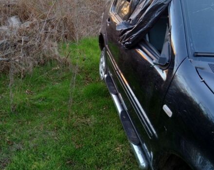 Чорний Мерседес 320, об'ємом двигуна 3.2 л та пробігом 320 тис. км за 3100 $, фото 7 на Automoto.ua