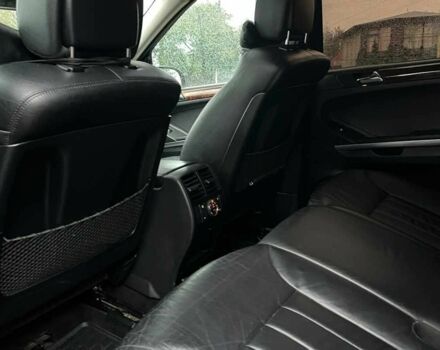 Чорний Мерседес 320, об'ємом двигуна 3 л та пробігом 517 тис. км за 10100 $, фото 21 на Automoto.ua