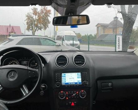 Чорний Мерседес 320, об'ємом двигуна 3 л та пробігом 517 тис. км за 10100 $, фото 9 на Automoto.ua