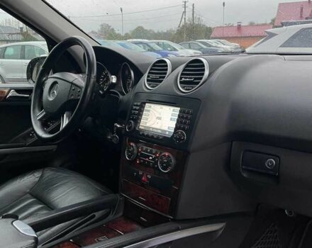 Чорний Мерседес 320, об'ємом двигуна 3 л та пробігом 517 тис. км за 10100 $, фото 17 на Automoto.ua