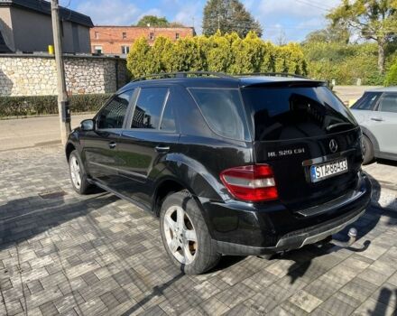 Черный Мерседес 320, объемом двигателя 3 л и пробегом 273 тыс. км за 3600 $, фото 4 на Automoto.ua