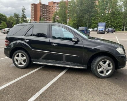 Черный Мерседес 320, объемом двигателя 3 л и пробегом 364 тыс. км за 6200 $, фото 13 на Automoto.ua