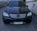 Мерседес 320 2007 в Шепетовке на Automoto.ua Черный Мерседес 320, объемом двигателя 3 л и пробегом 285 тыс. км за 11200 $, фото 13 на Automoto.ua