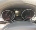 Черный Мерседес 320, объемом двигателя 3 л и пробегом 240 тыс. км за 10999 $, фото 4 на Automoto.ua
