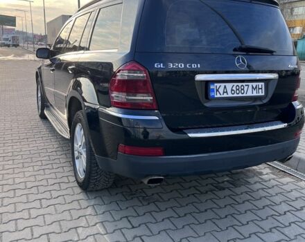 Чорний Мерседес 320, об'ємом двигуна 3 л та пробігом 380 тис. км за 15000 $, фото 2 на Automoto.ua