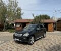 Черный Мерседес 320, объемом двигателя 3 л и пробегом 398 тыс. км за 11300 $, фото 1 на Automoto.ua