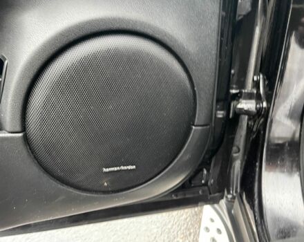 Черный Мерседес 320, объемом двигателя 3 л и пробегом 330 тыс. км за 10999 $, фото 11 на Automoto.ua