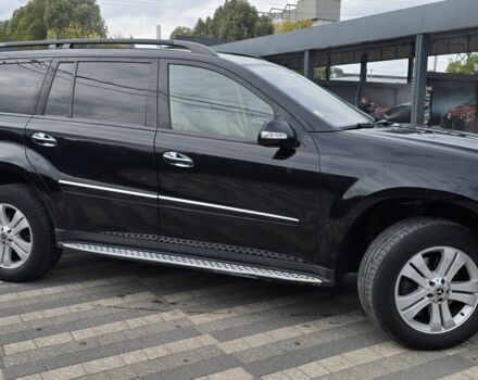 Черный Мерседес 320, объемом двигателя 3 л и пробегом 151 тыс. км за 16300 $, фото 1 на Automoto.ua