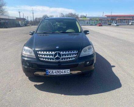 Черный Мерседес 320, объемом двигателя 3 л и пробегом 200 тыс. км за 12000 $, фото 10 на Automoto.ua