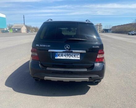 Черный Мерседес 320, объемом двигателя 3 л и пробегом 200 тыс. км за 12000 $, фото 8 на Automoto.ua