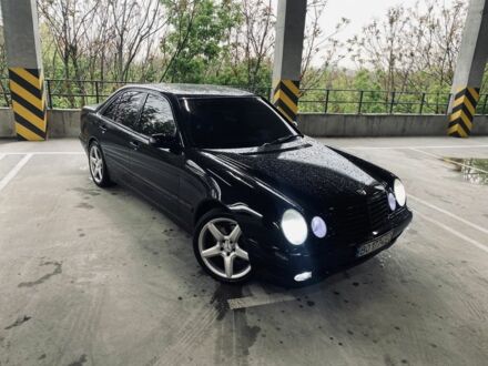 Мерседес 320 2000 в Одессе на Automoto.ua Черный Мерседес 320, объемом двигателя 3.2 л и пробегом 337 тыс. км за 3999 $, фото 1 на Automoto.ua