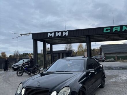 Черный Мерседес 320, объемом двигателя 3.2 л и пробегом 3 тыс. км за 3499 $, фото 1 на Automoto.ua