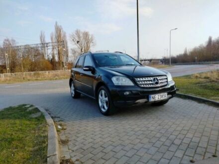 Мерседес 320 2006 в Сумах на Automoto.ua Черный Мерседес 320, объемом двигателя 3 л и пробегом 226 тыс. км за 2468 $, фото 1 на Automoto.ua