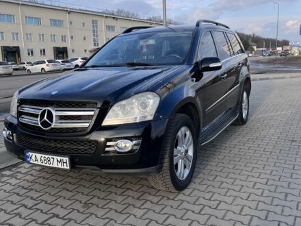 Чорний Мерседес 320, об'ємом двигуна 3 л та пробігом 380 тис. км за 15000 $, фото 1 на Automoto.ua