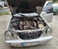 Сірий Мерседес 320, об'ємом двигуна 3.2 л та пробігом 480 тис. км за 1802 $, фото 3 на Automoto.ua