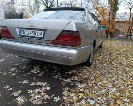 Сірий Мерседес 320, об'ємом двигуна 3.2 л та пробігом 407 тис. км за 3500 $, фото 6 на Automoto.ua