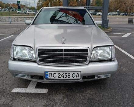 Сірий Мерседес 320, об'ємом двигуна 3.2 л та пробігом 407 тис. км за 3500 $, фото 2 на Automoto.ua